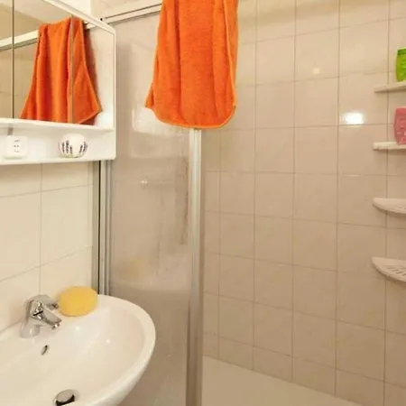 Ferienhaus-bergstrasse-ferienwohnung-b8 بيت للعطل *